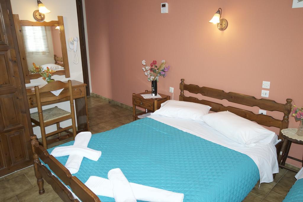 Ria Rooms Kissos  Room photo